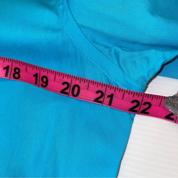 COOGI Luxe Stretch Collection Blue button shirt w/ Leopard cuffs & collar - Picture 10 of 13